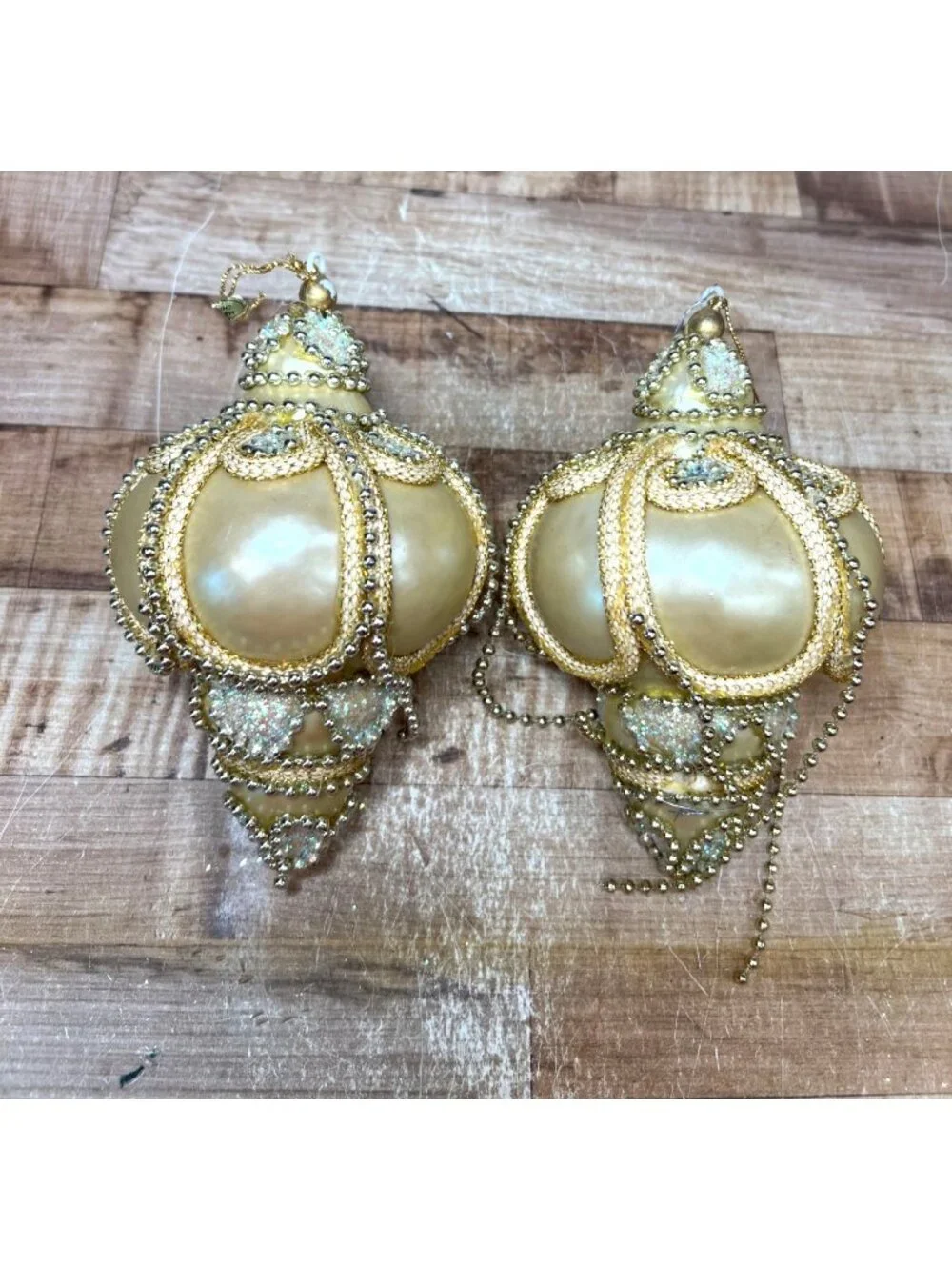Vtg Pair Of Gold Beaded & Glittered Christmas Ornaments With Elegant Drop Design